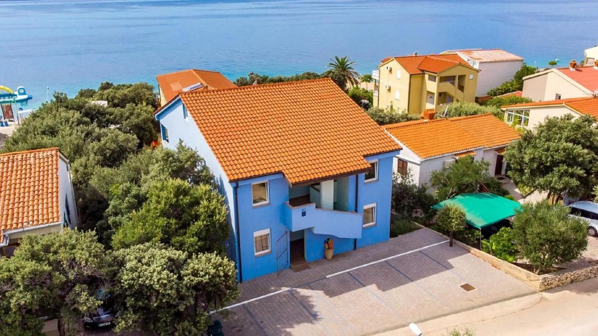 Inviting Apartment Near Mala Mandra Beach Mandre