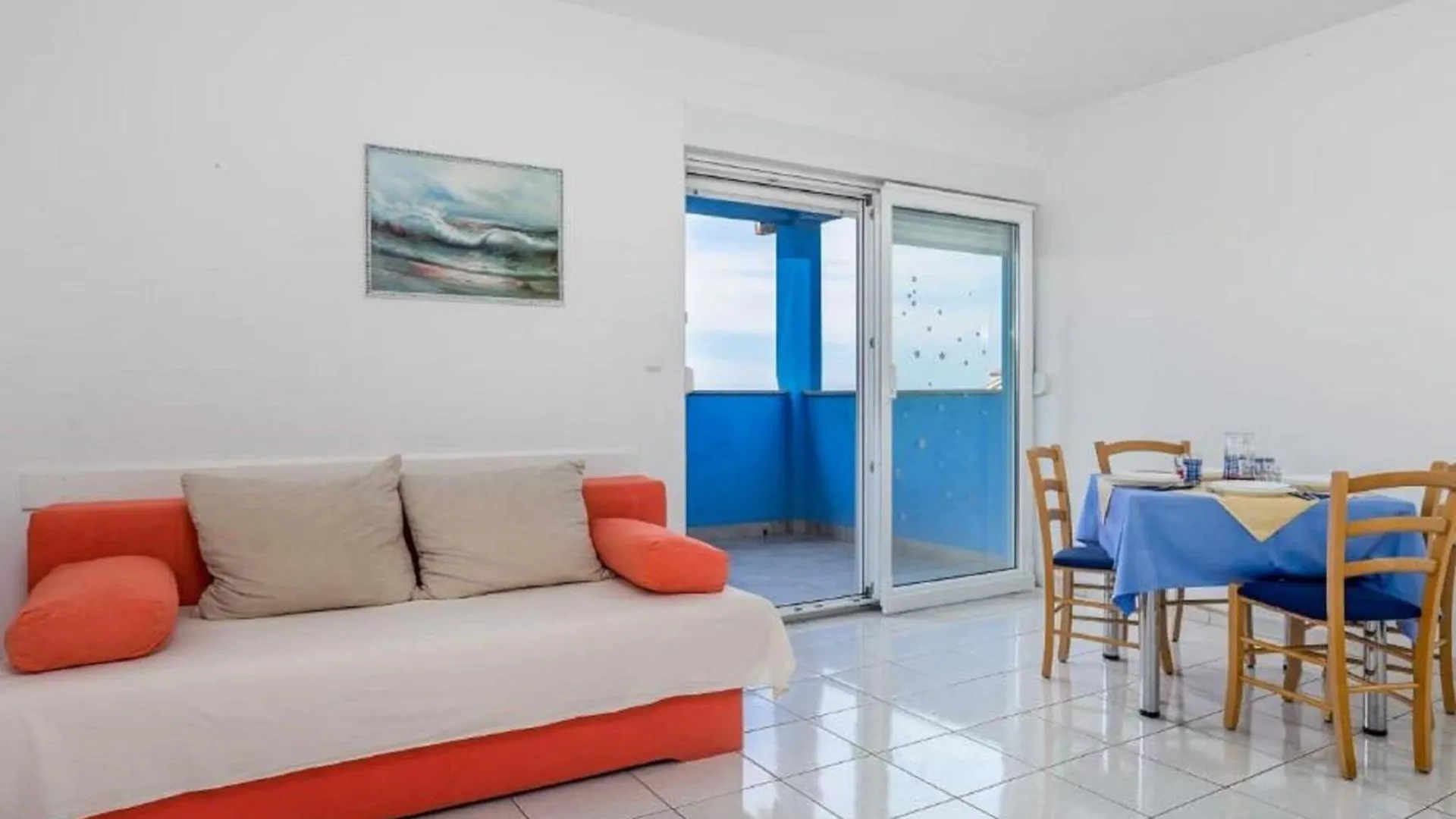 Inviting Apartment Near Mala Mandra Beach Mandre Croatia
