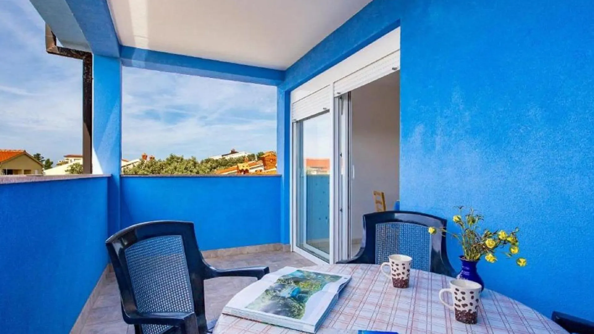 Inviting Apartment Near Mala Mandra Beach Mandre