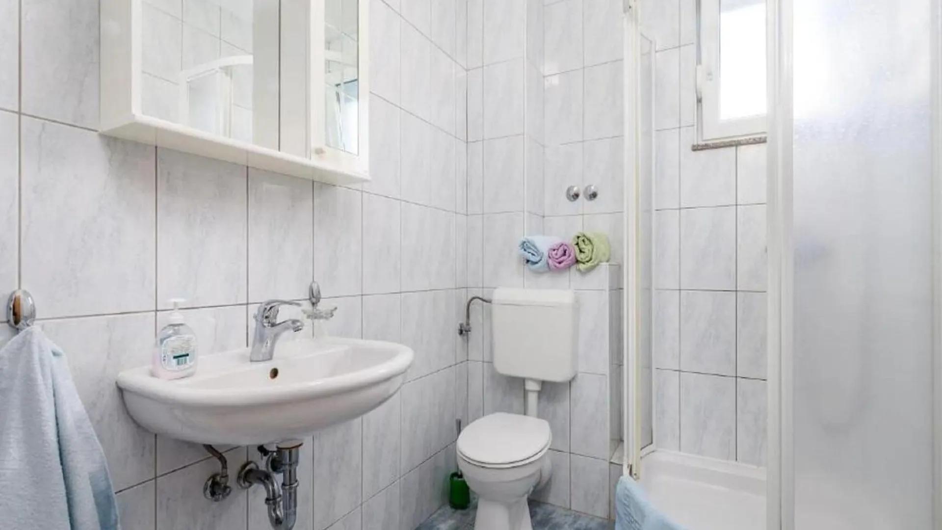 Inviting Apartment Near Mala Mandra Beach Mandre