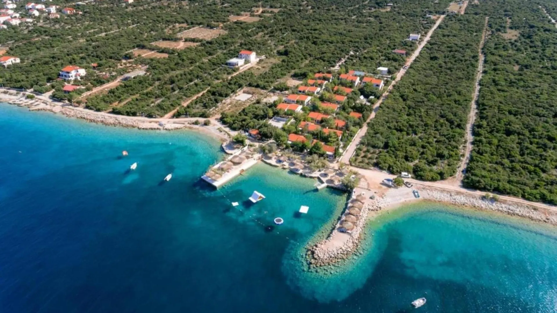 Inviting Apartment Near Mala Mandra Beach Mandre